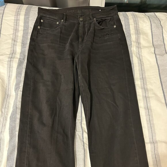 American Eagle 90's Boyfriend Jeans - High Waisted - Picture 2 of 3